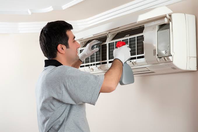 Revizie aer conditionat